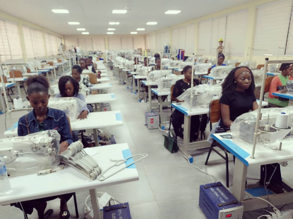 Atelier de couture en pratique